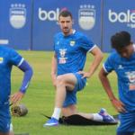 Umuh Muchtar Yakin Persib Bandung Juara Lagi, Beri Kode Rekrutan Baru Masih Akan Datang