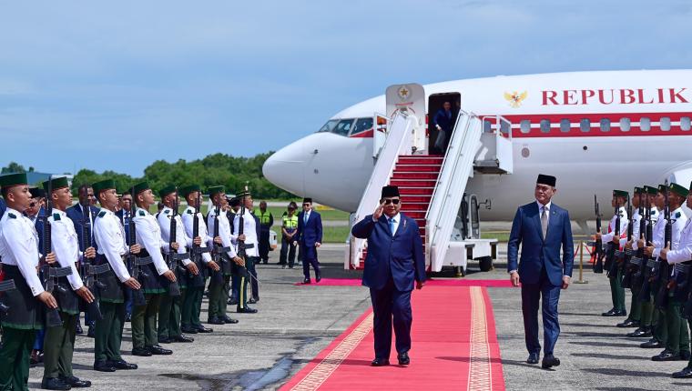 Kunjungan Kenegaraan: Presiden Prabowo Tiba di Brunei Darussalam