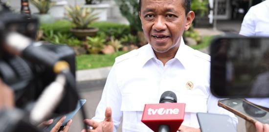 Dipanggil Presiden Prabowo, Menteri ESDM Laporkan Target Listrik Desa hingga Swasembada Solar