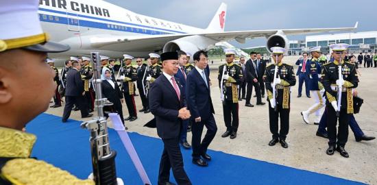 Ketua MPR RRT Wang Huning Tiba di Jakarta Perkuat Diplomasi Strategis Indonesia Tiongkok