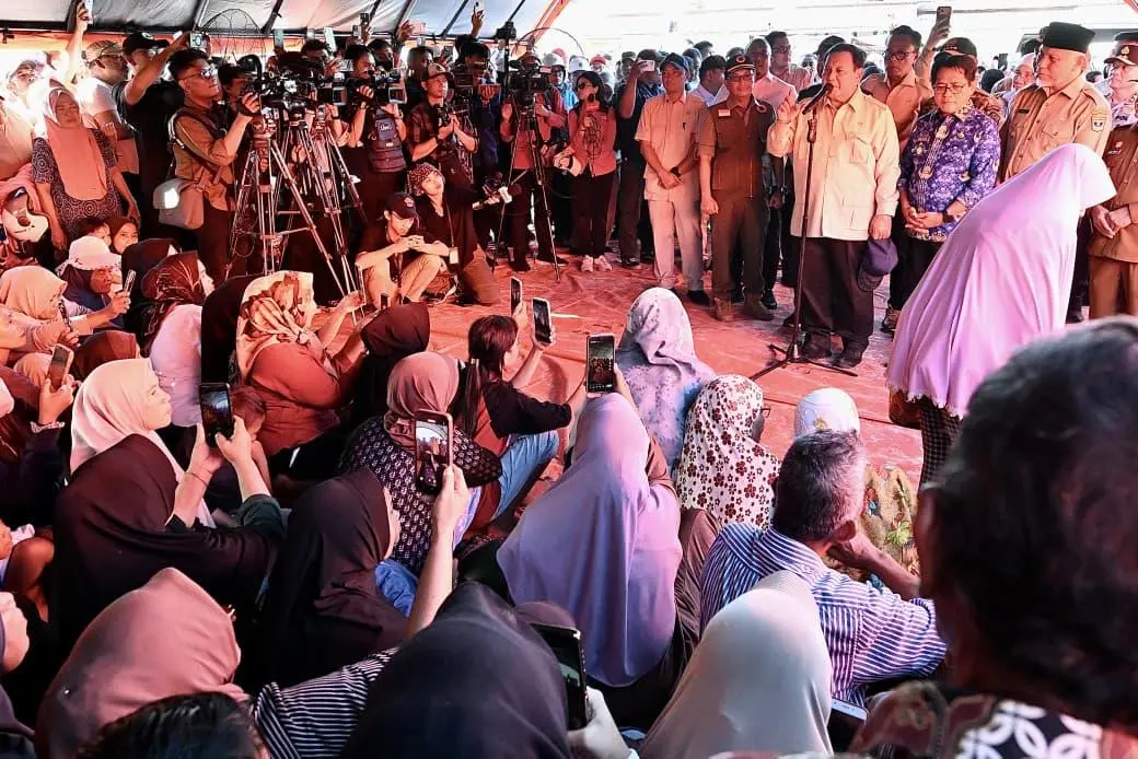 Presiden Prabowo Datang Mendengar dan Bantu Korban Banjir di Padang Pariaman