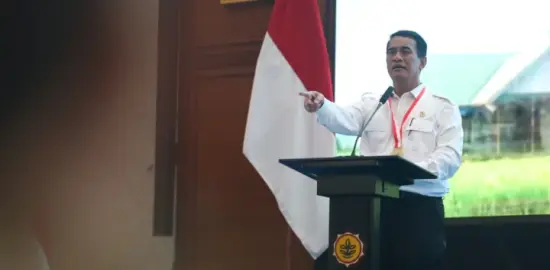 Mentan Amran Cabut Izin Distributor Pupuk Subsidi yang Dinilai Menghambat Petani