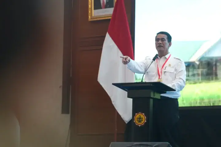 Mentan Amran Cabut Izin Distributor Pupuk Subsidi yang Dinilai Menghambat Petani