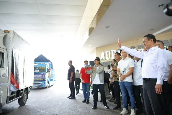 Mentan Amran: Pelaku Korupsi Bantuan Bencana Akan Ditindak Tegas dalam 1x24 Jam