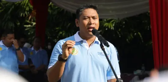 Mentan Amran Kembali Lepas 153 Truk Bantuan untuk Korban Banjir Sumatra