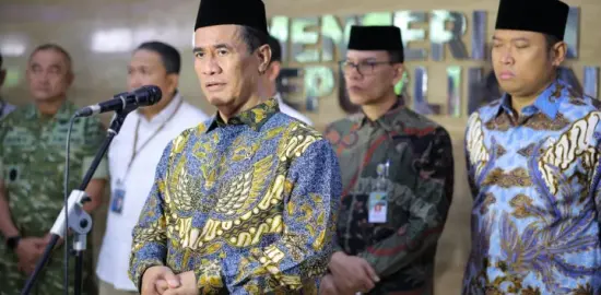 Pemerintah Salurkan Bantuan Pangan bagi Korban Banjir dan Longsor di Sumatra