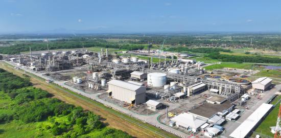 Presiden Prabowo Resmikan Proyek Energi Terbarukan di 15 Provinsi dan Peningkatan Produksi Minyak Blok Cepu