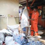 Program Bank Sampah Sekolah Diperkuat di Pejaten Barat