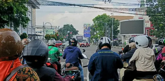Penertiban Bando dan Reklame di Bandung: Langkah Tegas Pemkot untuk Beautifikasi Kota