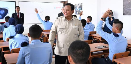 Visi Besar Prabowo: Targetkan Satu Sekolah Unggulan di Tiap Kabupaten demi Cetak Pemimpin Anti-Korupsi