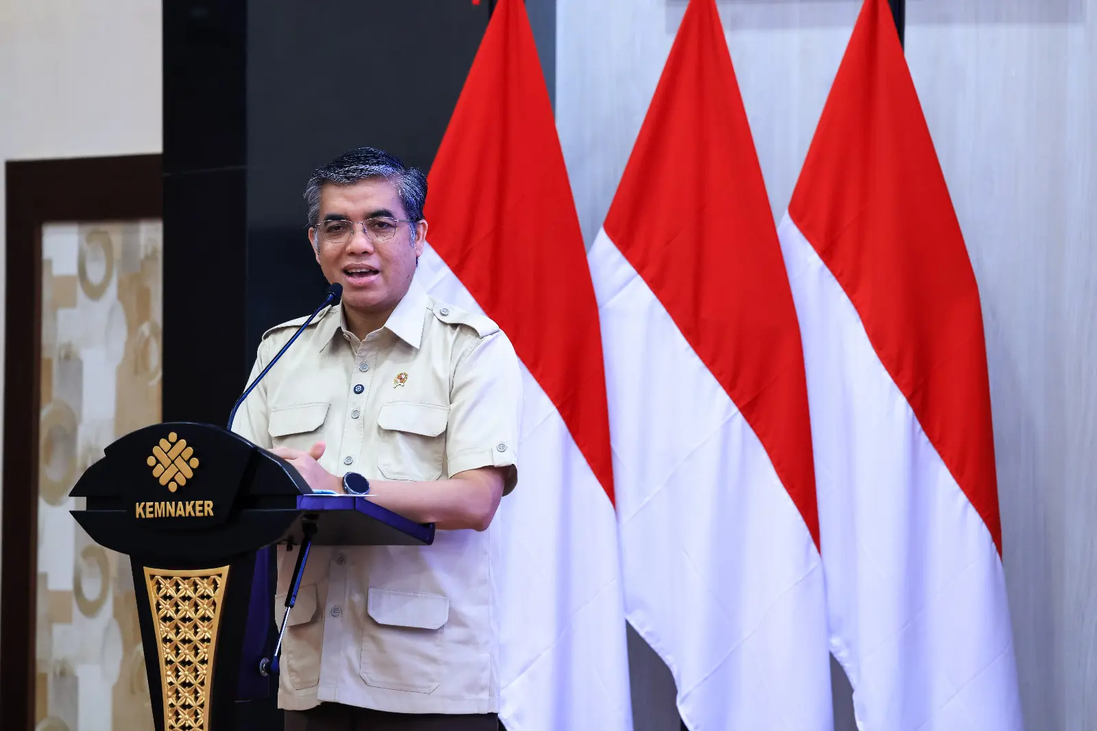 Tutup MagangHub Batch III, Menaker Ajak Peserta Ikuti Sertifikasi Kompetensi untuk Perkuat Daya Saing