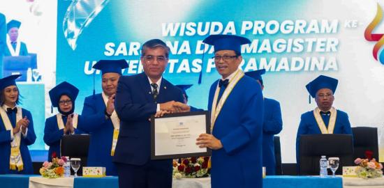 Menaker: Lulusan Perguruan Tinggi Harus Miliki Strategi Triple Readiness Hadapi Era AI