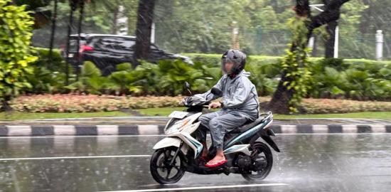 Hujan Berpotensi Basahi Jakbar dan Jaksel