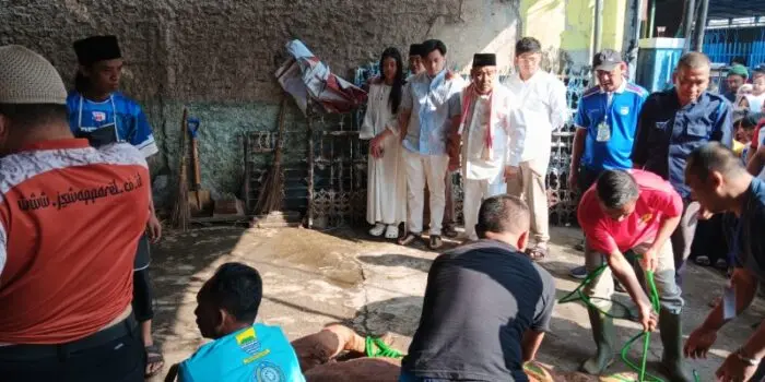 Umuh Muchtar Maknai Iduladha dengan Berbagi usai Persib Juara