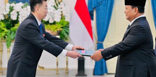 Presiden Prabowo Terima Surat Kepercayaan Sembilan Duta Besar Negara Sahabat