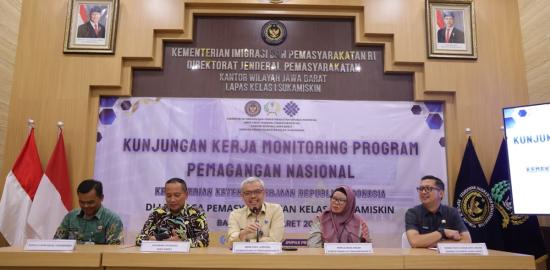 Sekjen Kemnaker Cek Pemagangan di Lapas Sukamiskin, Pemagang Dapat Skill dan Pengalaman Kerja