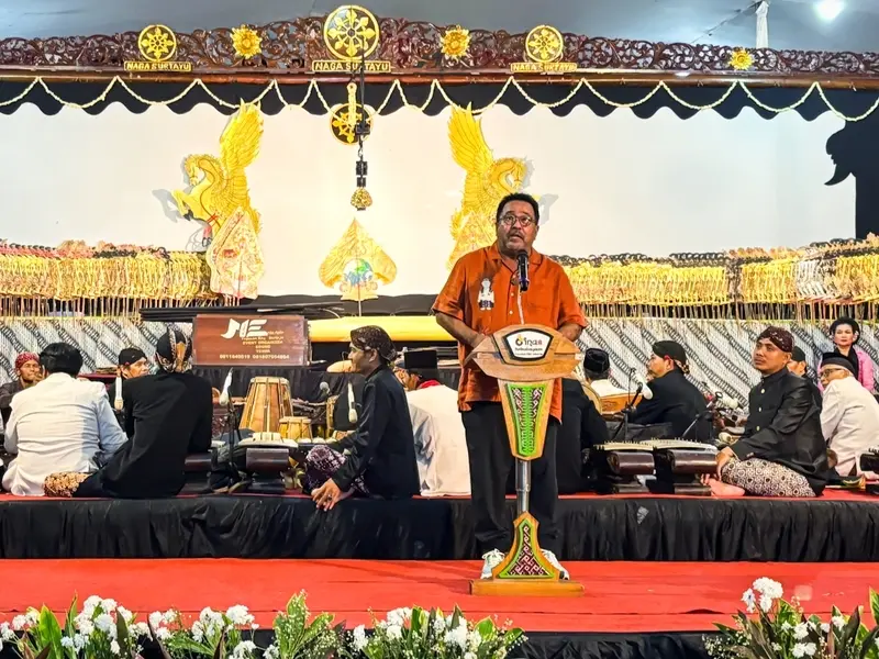 Wagub Rano Ingatkan Pentingnya Eksistensi Wayang Sebagai Warisan Budaya