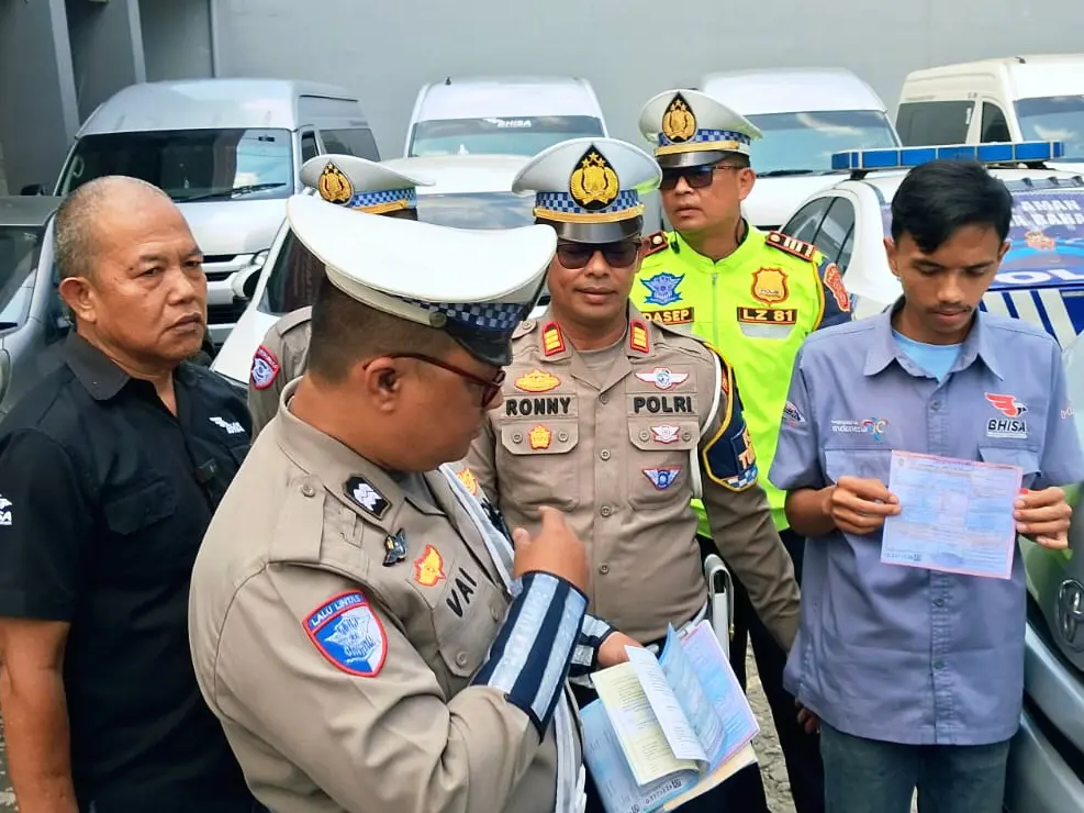 Bhinneka Sangkuriang dan Pemilik Mobil Sienta Sepakat Damai Usai Insiden Senggolan