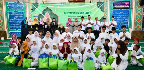 TP PKK Sawah Besar Santuni 40 Yatim dan Dhuafa