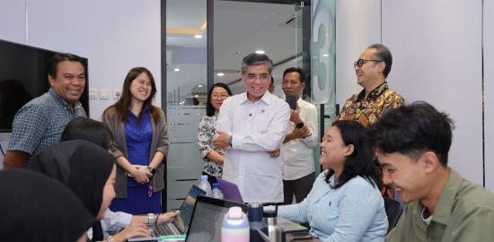 Menaker Tegaskan Pentingnya Sertifikasi Kompetensi bagi Lulusan Magang