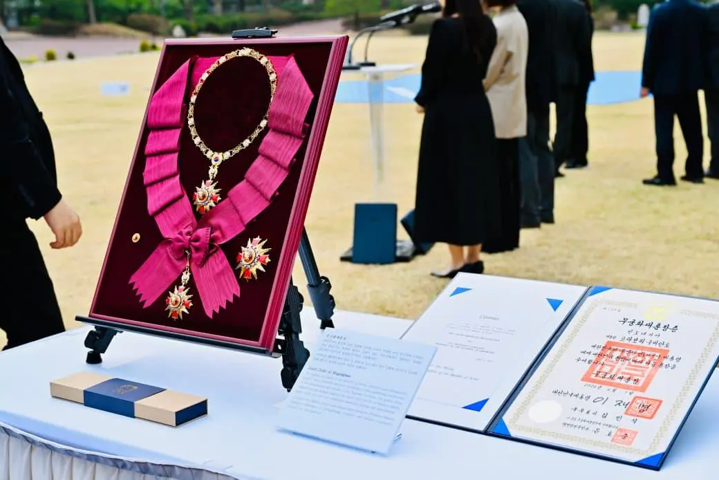 Presiden Prabowo Terima Penghargaan Tertinggi Republik Korea, The Grand Order of Mugunghwa