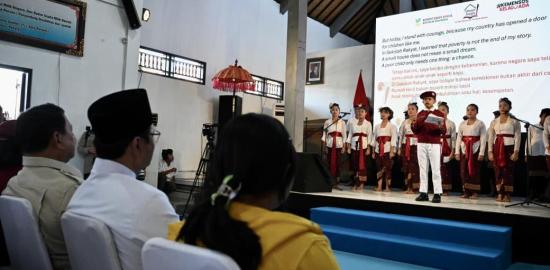 Presiden Prabowo Dengarkan Langsung Aspirasi dan Kisah Para Siswa Sekolah Rakyat di Tabanan