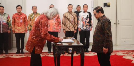 Pramono Kukuhkan Anggota Akademi Jakarta Periode 2026-2031