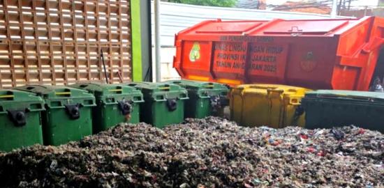 TPS 3R Menteng Atas Olah 32 Ton Sampah per Hari Jadi Bahan Bakar Alternatif