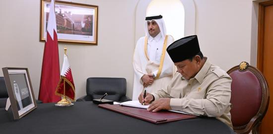 Presiden Prabowo Sampaikan Belasungkawa atas Wafatnya Sheikh Hamad bin Khalifa Al Thani