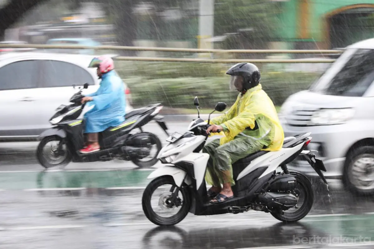 Prakiraan Cuaca Jakarta: Hujan Ringan Sepanjang Hari