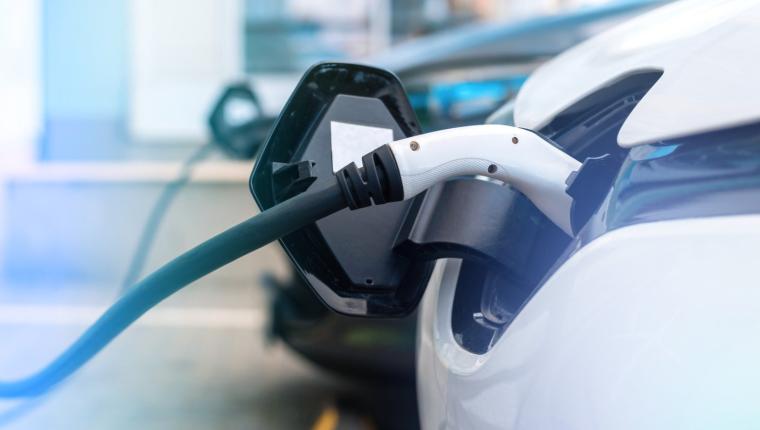 Teknologi Baterai Mobil Listrik Terbaru Tingkatkan Jarak Tempuh