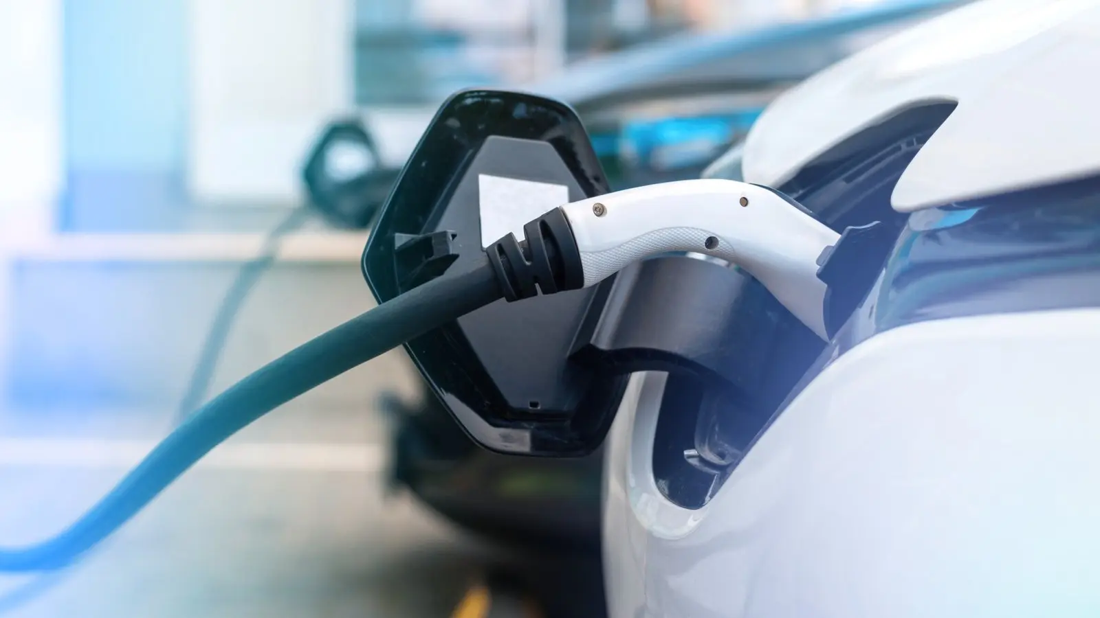 Teknologi Baterai Mobil Listrik Terbaru Tingkatkan Jarak Tempuh