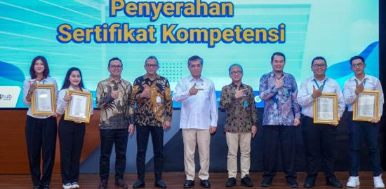 Magang Nasional Batch I Ditutup, Kemnaker Perkuat Sertifikasi Kompetensi dan Akses Kerja
