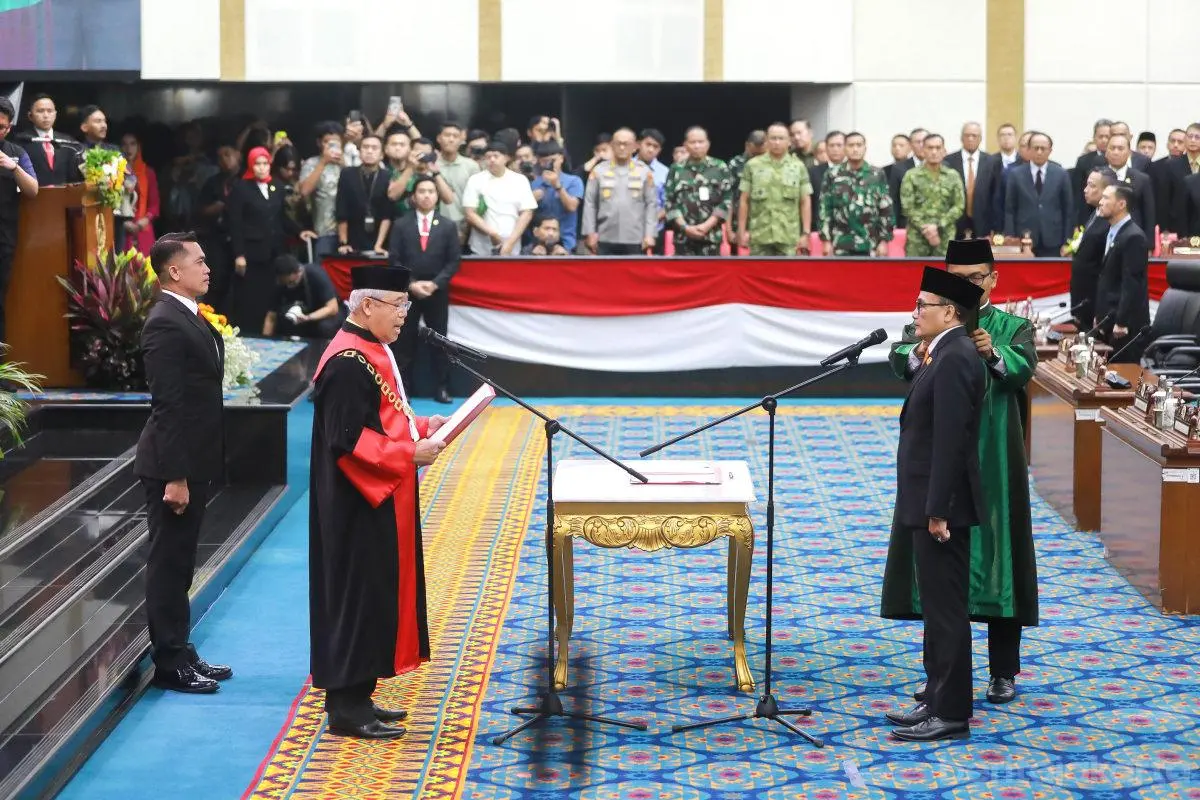 Suhud Alynudin Dilantik Jadi Ketua DPRD DKI