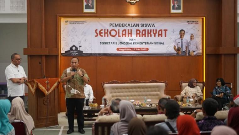 Internet untuk Sekolah Rakyat, Komdigi Upayakan Generasi Muda Tak Tertinggal