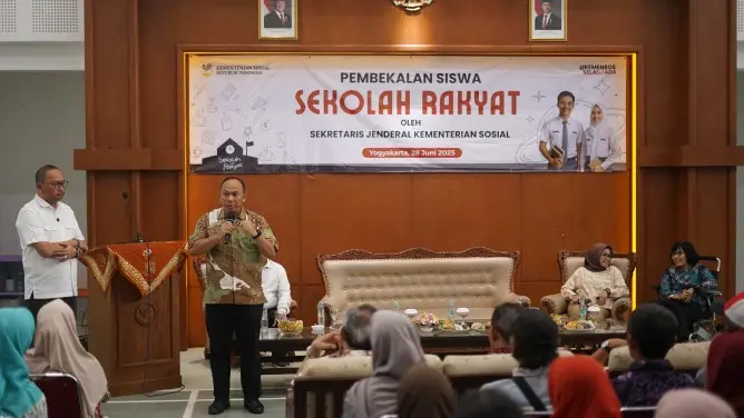 Internet untuk Sekolah Rakyat, Komdigi Upayakan Generasi Muda Tak Tertinggal