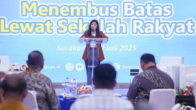 Menkomdigi Ajak Media Kawal Program Sekolah Rakyat Lewat Informasi Akurat