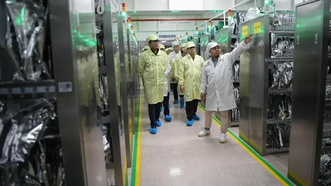 Nezar Patria: Industri Manufaktur Segeralah Adopsi AI atau Tertinggal