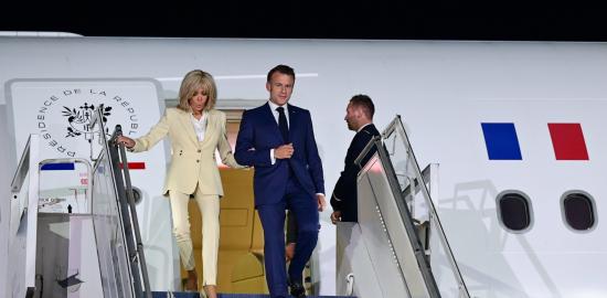 Presiden Macron Tiba di Jakarta, Apresiasi Keindahan Indonesia