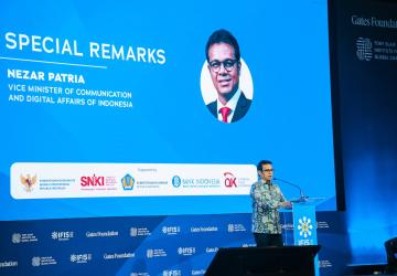 Wamenkomdigi Nezar Patria: Teknologi Harus Jadi Penghubung untuk Inklusi Keuangan