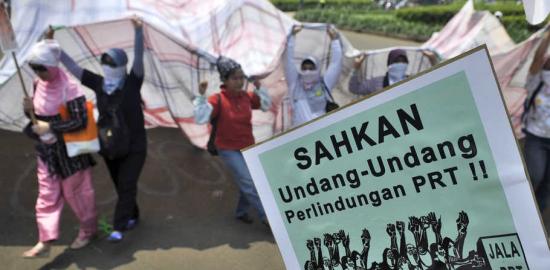 Komnas Perempuan: Kerja Perawatan Harus Diakui, RUU Perlindungan PRT Harus Segera Disahkan