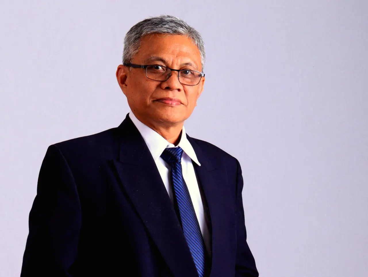 Bahlil Golkar, Demokrasi, dan Alien