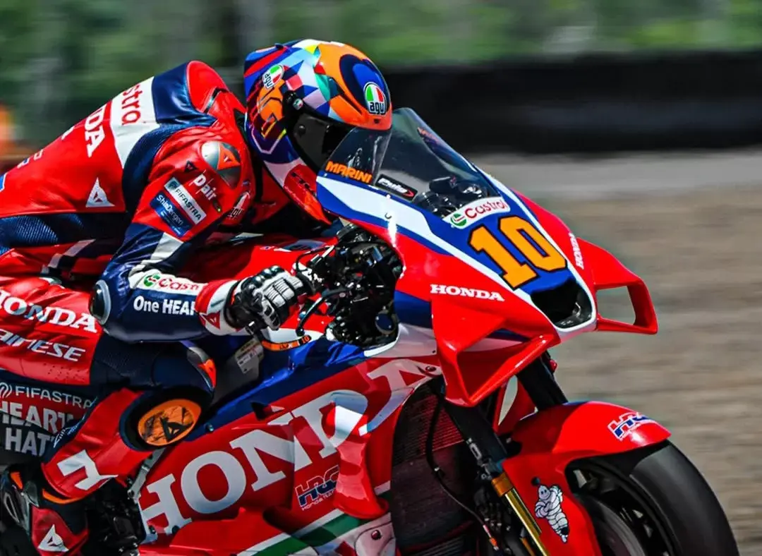 Luca Marini Jadi yang Tercepat di FP1 MotoGP Indonesia 2025